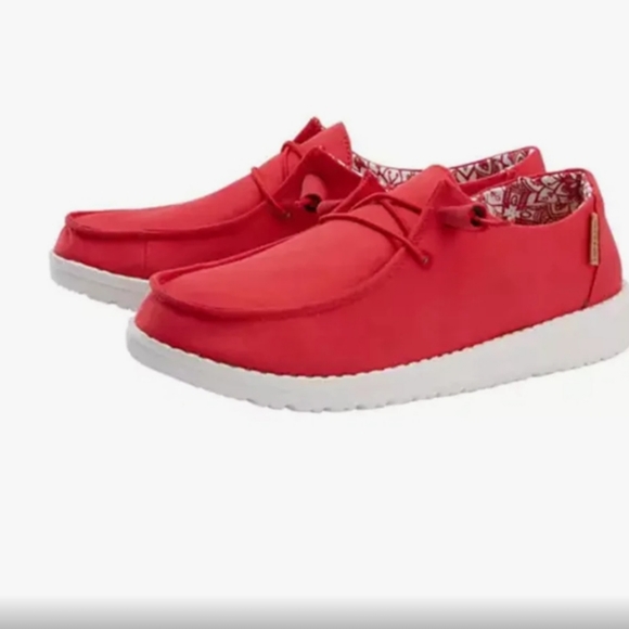 HEY DUDE WENDY RED - Picture 1 of 9